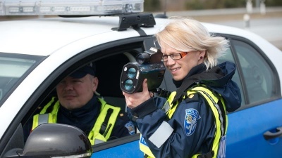 Сегодня по всей Эстонии полиция измеряет скорость 
