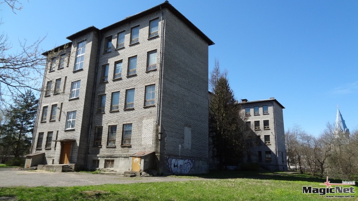 У депутатов Нарвского горсобрания появилась идея снести здание бывшей Школы №7 