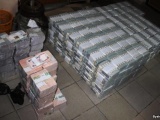В шкафах пустующей квартиры в Нигерии нашли 43 миллиона долларов
