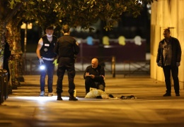 В Париже мужчина с ножом ранил 7 человек