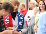 Керсти Кальюлайд пришла на матч ЧЭ по футболу в Нарве 