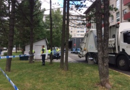 В Таллинне в районе Мустамяэ погибла попавшая под мусоровоз пожилая женщина 