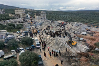 В Турции и Сирии жертвами землетрясений стали более 2000 человек