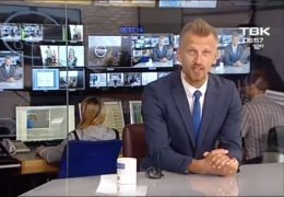 Ведущий утренних новостей на ТВК рассказал о повышении зарплат депутатов