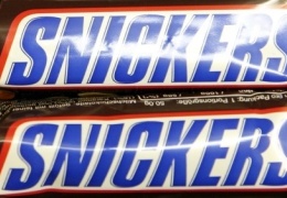 В дополнение к батончикам Snickers в Эстонии также отзываются конфеты Snickers 