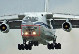 Для чего транспортному самолету ИЛ-76 нужно остекление кабины снизу?