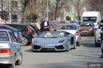 Челябинский олигарх Александр Аристов попал в аварию на своем Lamborghini