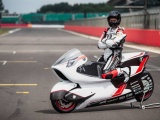  White Motorcycle Concepts WMC250EV — этот электрический мотоцикл должен разогнаться больше 400 км/ч 