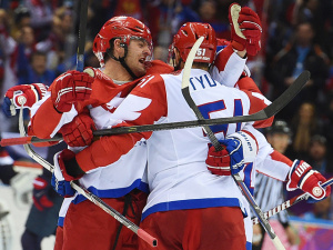 Российские хоккеисты сетуют на незасчитанную шайбу Тютина в матче с США