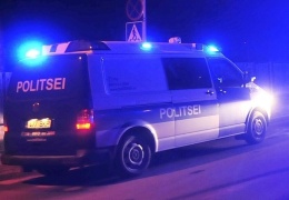 ДТП в Нарве: автомобиль сбил 75-летнюю женщину и скрылся с места происшествия 