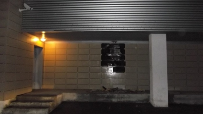 Полиция занялась расследованием пожара в здании суда в Нарве, возможная причина - брошенный окурок 