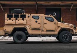  Ford Super Duty превратили в военный броневик для дорог общего пользования 