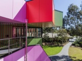 Обновленное здание старшей школы в Мельбурне