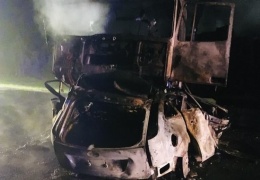 В Рапламаа легковушка столкнулась с грузовиком: один человек погиб 