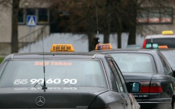 Нарвские таксисты из Seti Takso решили месяц ездить по тарифу 2,5 евро 