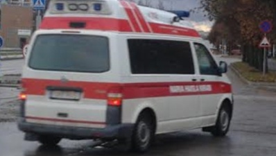 В Нарве водитель не уступил дорогу: двое в больнице 