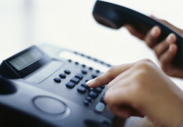 Власти Латвии и Украины раскрыли сеть телефонных мошенников
