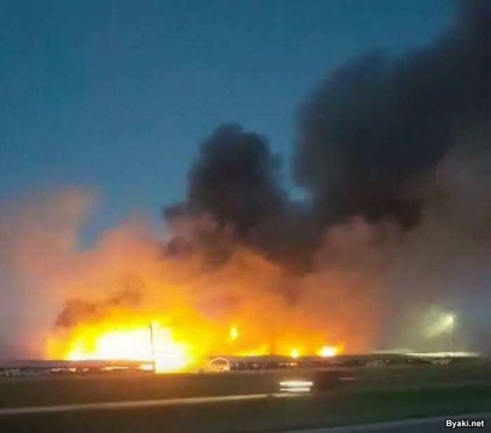 150 ретромобилей уничтожено во время пожара в Иллинойсе