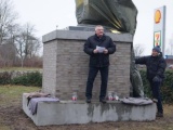 В Дании установили пятиметровый памятник кастету