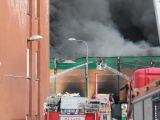 ФОТО и ВИДЕО: площадь пожара на станции сортировки мусора на Суур-Сыямяэ превысила 3500 кв.м 