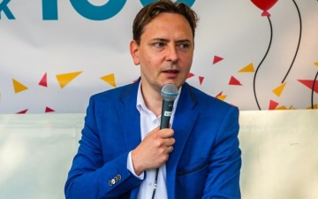 Максим Волков: цель нового правления округа - вернуть в Нарве власть Центристской партии