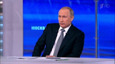 Путин провел 15-ю прямую линию общения с россиянами 