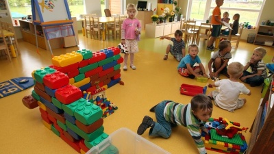 В Эстонии не хватает свыше 2300 мест в детских садах, из них половина - в Таллинне и Харьюмаа
