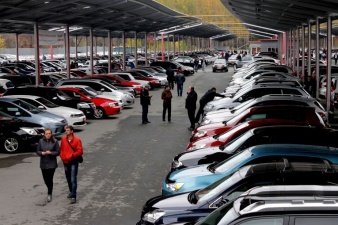 Продавцы автомобилей: политики оказывают медвежью услугу авторынку, говоря об отмене автоналога