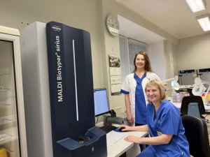 Новое лабораторное оборудование поможет нарвитянам выздоравливать быстрее