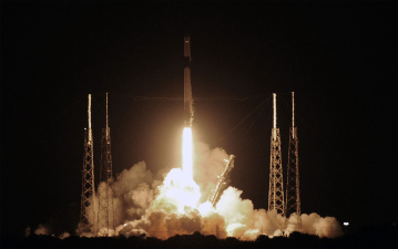 Cargo Dragon SpaceX пристыковался к МКС