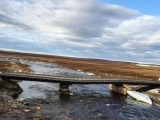 Обрушение моста под грузовиком на Ямале попало на видео 