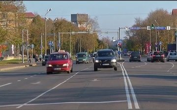 Светофоры на Таллиннском шоссе в Нарве перенастроят на "зеленую волну" 