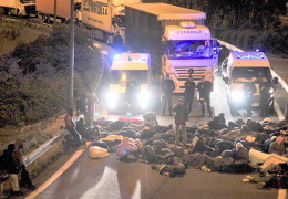 Мигранты продолжают атаки в Кале