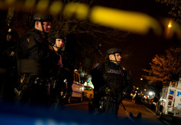 В США опубликовано ВИДЕО, в котором полицейский обстреливает автомобиль с шестью подростками-афроамериканцами