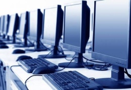 Нарвские школы получили компьютеры для дистанционного обучения учеников 