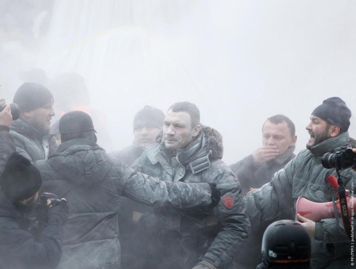 Оппозиция Украины раскололась надвое 