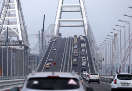 На Крымском мосту зафиксирован рекордный трафик
