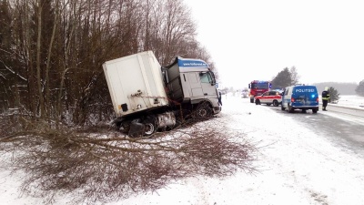 Во второй за день тяжелой аварии на шоссе Таллинн-Тарту погиб человек