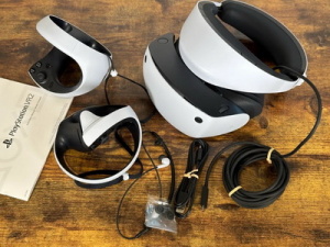 Sony показала распаковку гарнитуры виртуальной реальности PlayStation VR2