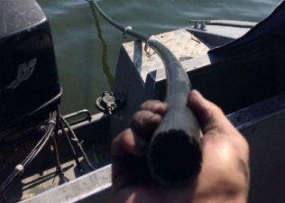 Украинские пограничники обнаружили подводный спиртопровод из Молдовы