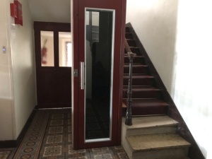  Странный лифт в одном из домов Парижа