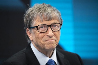 Безос уступил Гейтсу звание самого богатого человека в мире