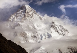 Удивительные снимки гор в Пакистане с беспилотника
