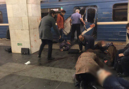 Взрыв в метро Петербурга: погибли 10 человек