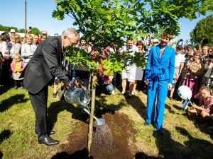 Президенты Эстонии и Австрии открыли дубовую рощу в Ляэне-Вирумаа 