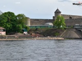 На ивангородском променаде появилась новая городская скульптура