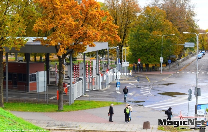 Закрытие погранпункта в Ивангороде вызовет проблемы как у жителей, так и у предпринимателей