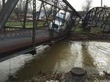 Дамочка за рулем фуры уничтожила исторический мост