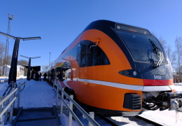 С 31 марта изменится расписание движения поездов Elron на Нарву 