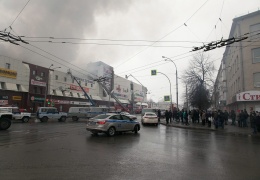 СМИ: причиной пожара в торговом центре в Кемерове стало короткое замыкание 
